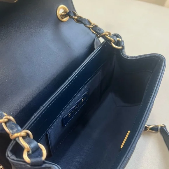 Chanel Navy Blue Diamond Lock Crossbody Flap Bag - Picture 9 of 12